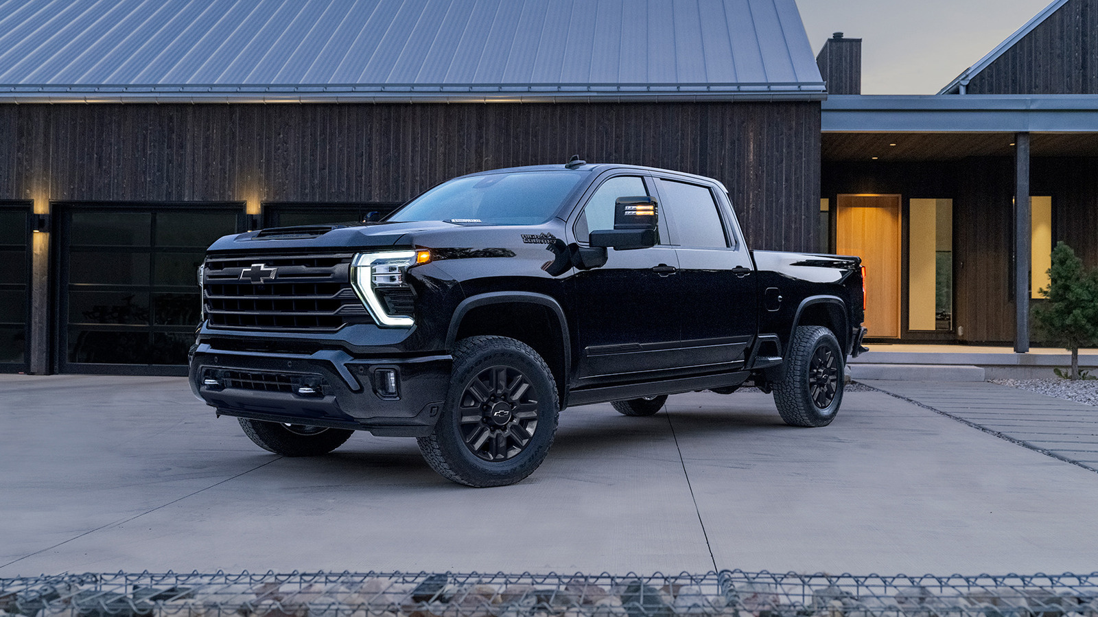 3 Silverado Engines You Should Steer Clear Of – SlashGear