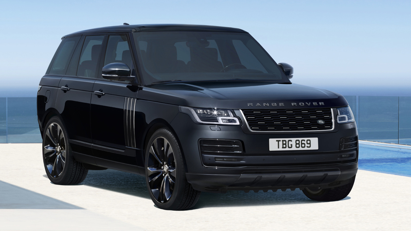 How Much Has The 2021 Range Rover Depreciated In The Last 5 Years? – SlashGear