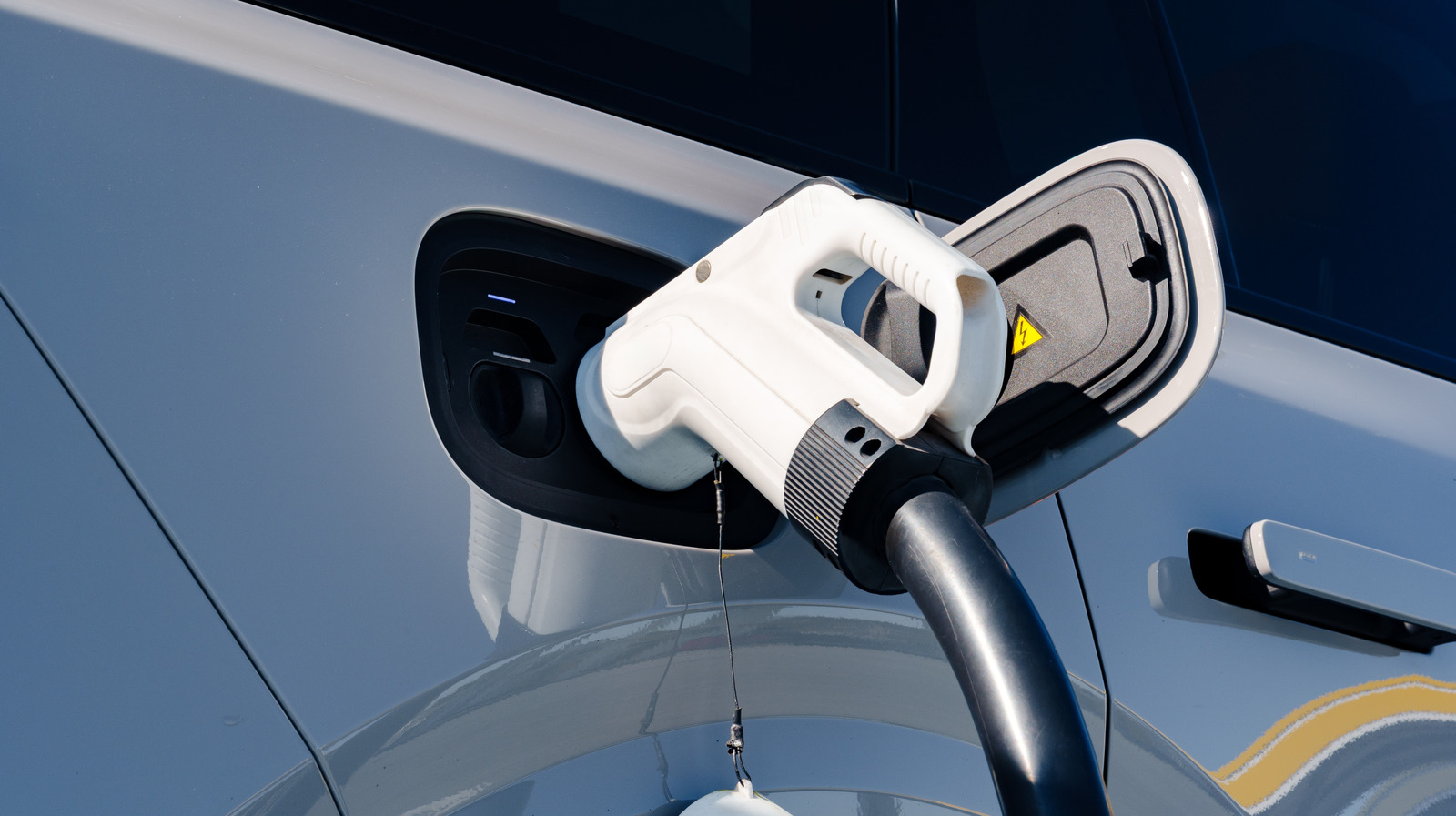 Replacing America’s Gas Stations With EV Chargers Is More Complicated Than It Sounds – SlashGear