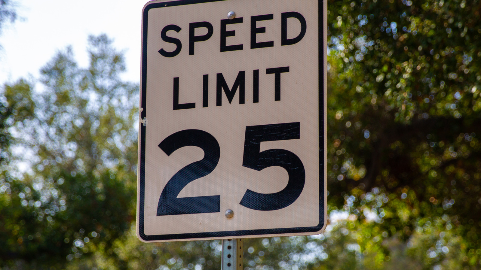 What Is The 85th Percentile Rule For Speed Limits? – SlashGear