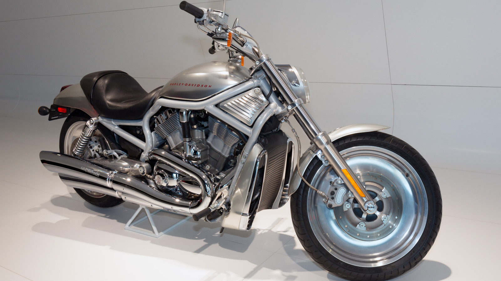 What’s The Difference Between Harley-Davidson Evolution & Revolution Big Twin Engines? – SlashGear