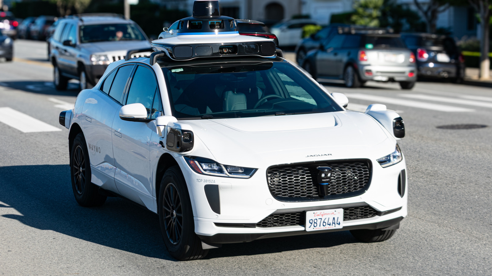 Fourth Of July Gridlock Killed Waymo’s High-Tech Self-Driving Cars – SlashGear