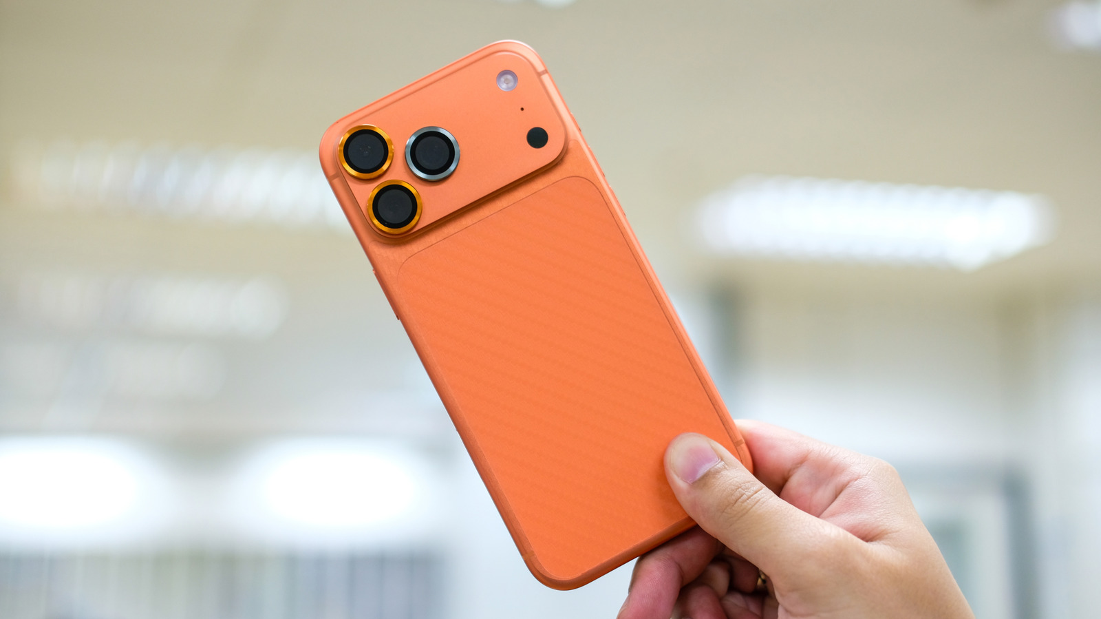 This iPhone Was Buried In Time Capsule That Future Americans Will Open In 2276 – SlashGear