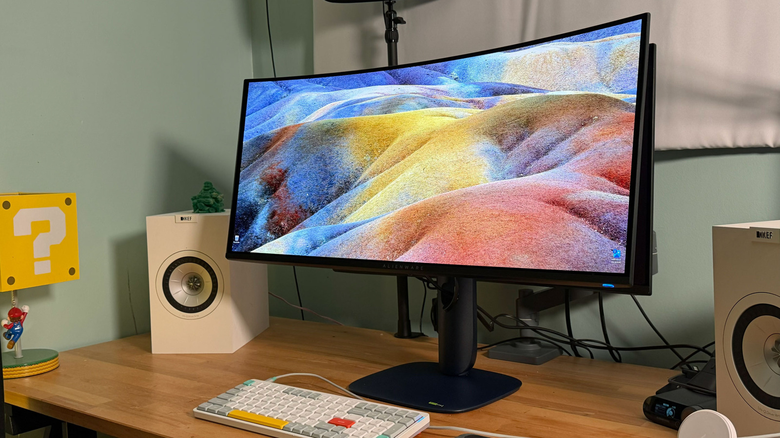Alienware 34 QD-OLED review: An ultrawide showcase for Samsung’s latest display tech – Engadget