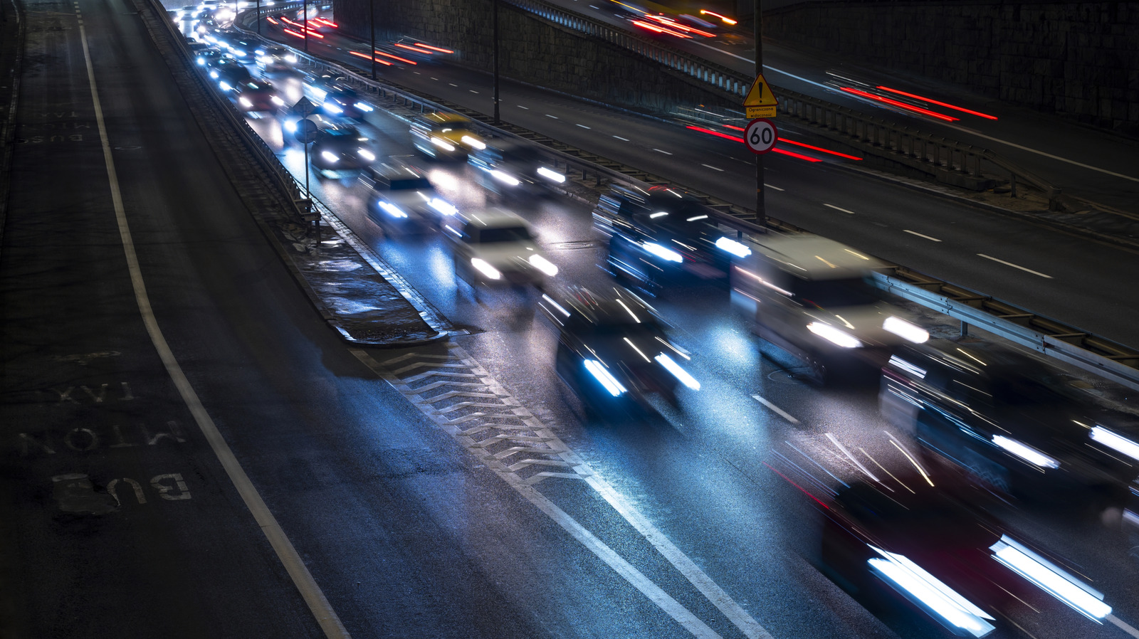 Here’s Where You Can Find The Fastest Speed Limit Sign In Europe – SlashGear