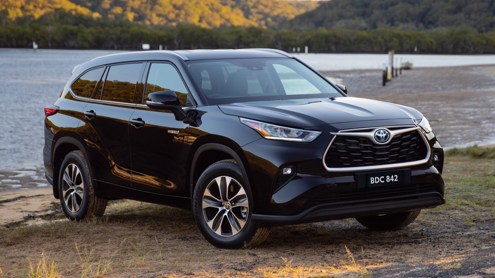 Why Was The Toyota Highlander Called Kluger In Australia? – SlashGear