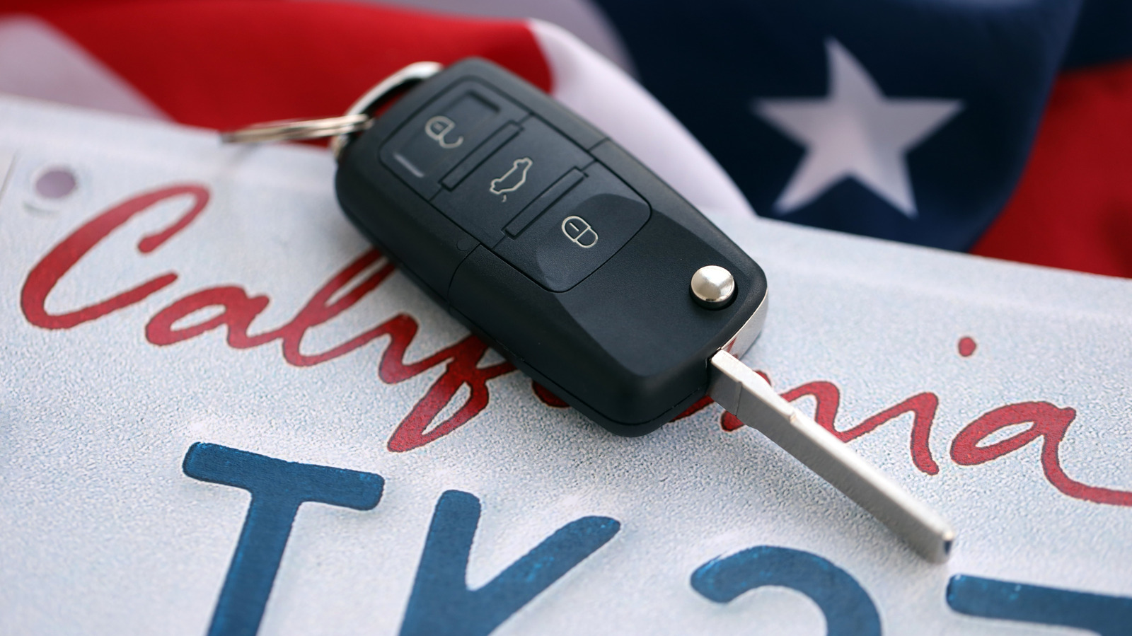 Thousands Of California Drivers Could Lose Their Licenses Soon – Here’s How – SlashGear
