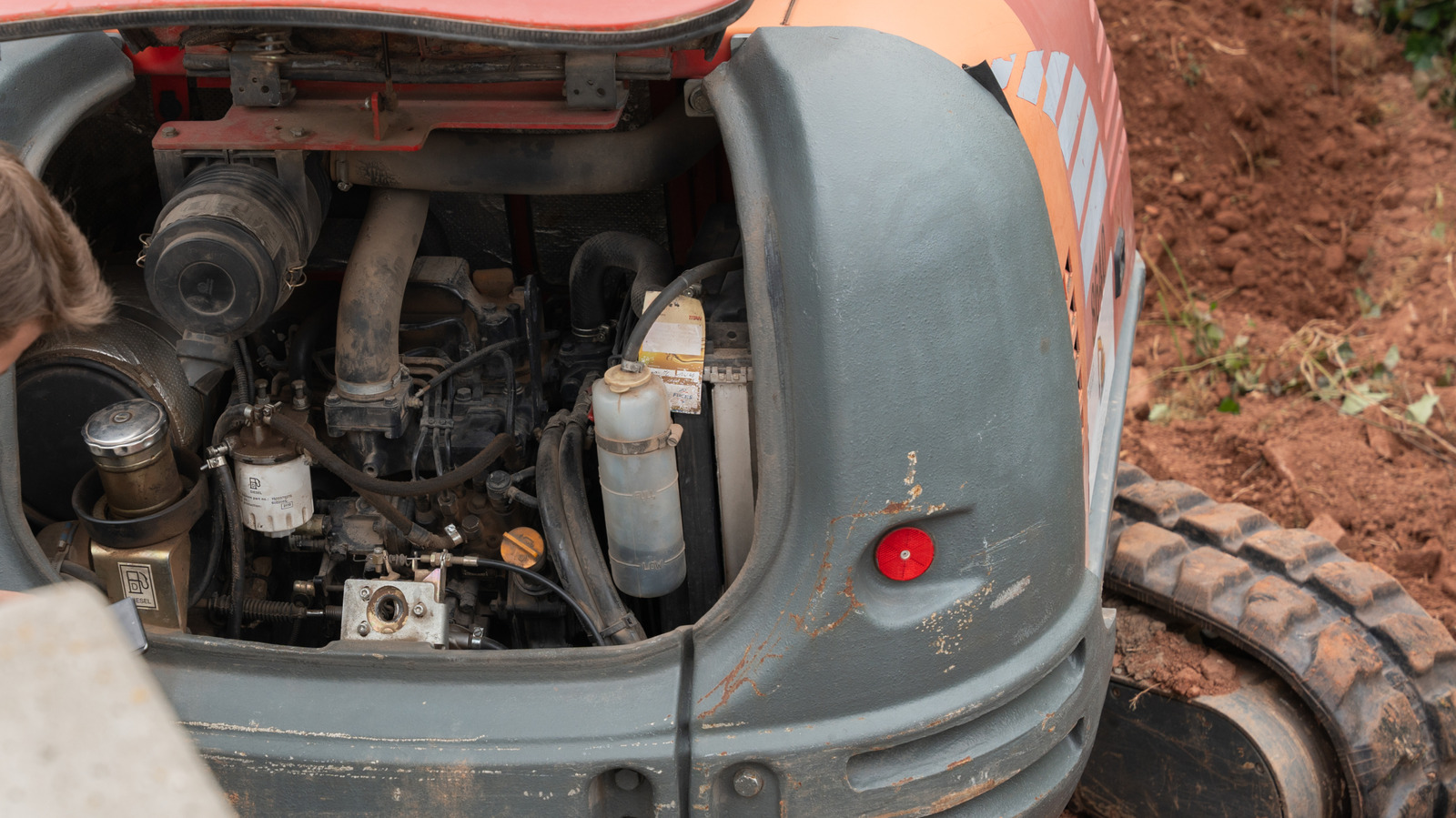 What’s The Difference Between Tier 2 And Tier 3 Diesel Engines? – SlashGear