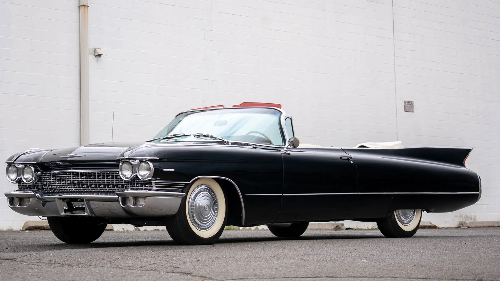 6 Luxury Cruisers From The ’60s That Look Even Cooler Today – SlashGear