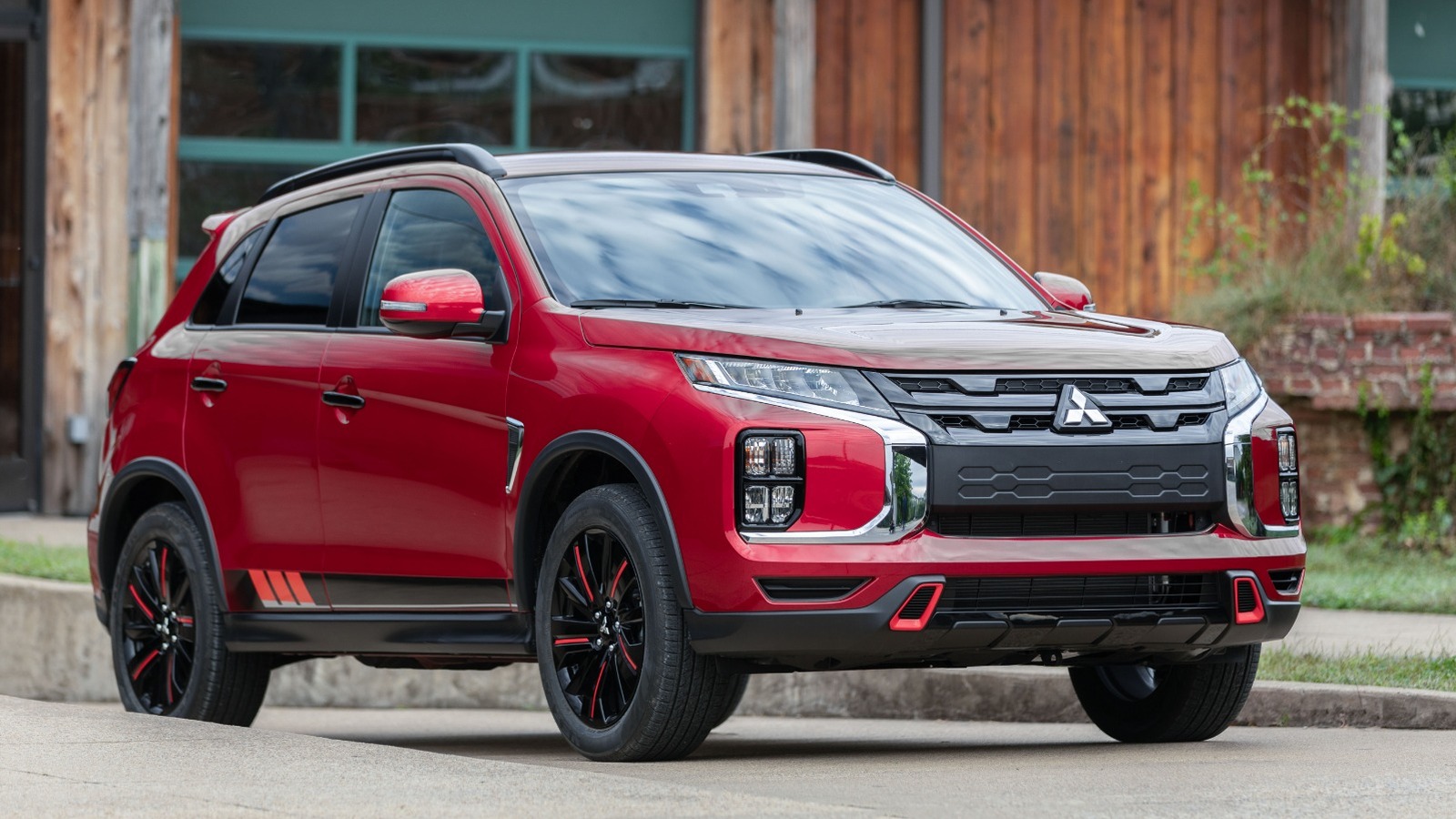 5 Popular Car Models That Haven’t Had A New Generation In A While – SlashGear