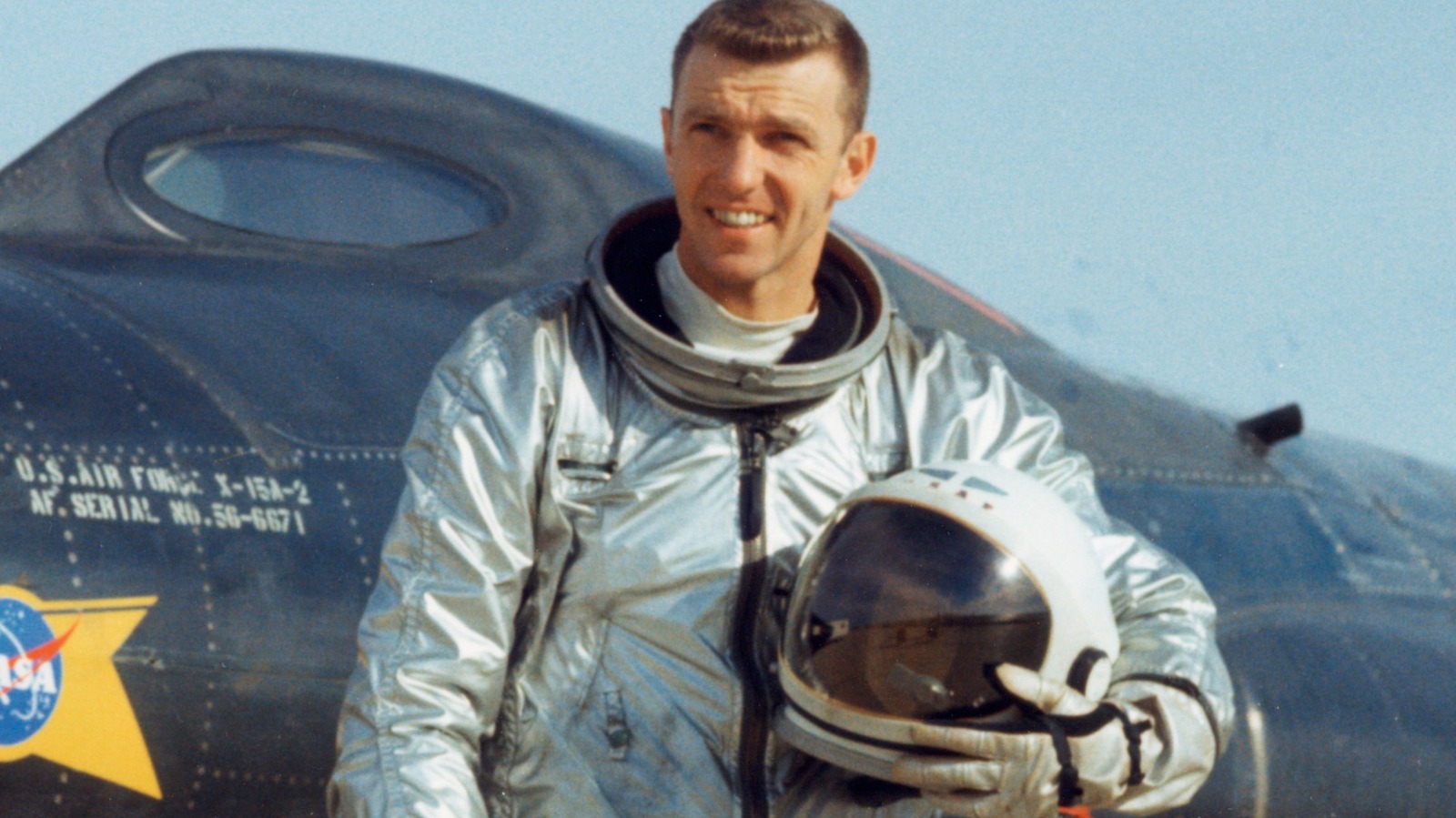 Only One Man Got To Fly NASA’s X-15 Rocket-Powered Plane & The Space Shuttle – SlashGear