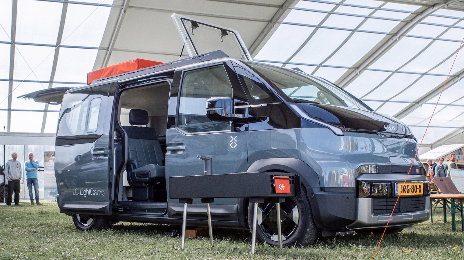 Ultra-Simple Conversion Turns This Kia Van Into A Full-On Camper – SlashGear
