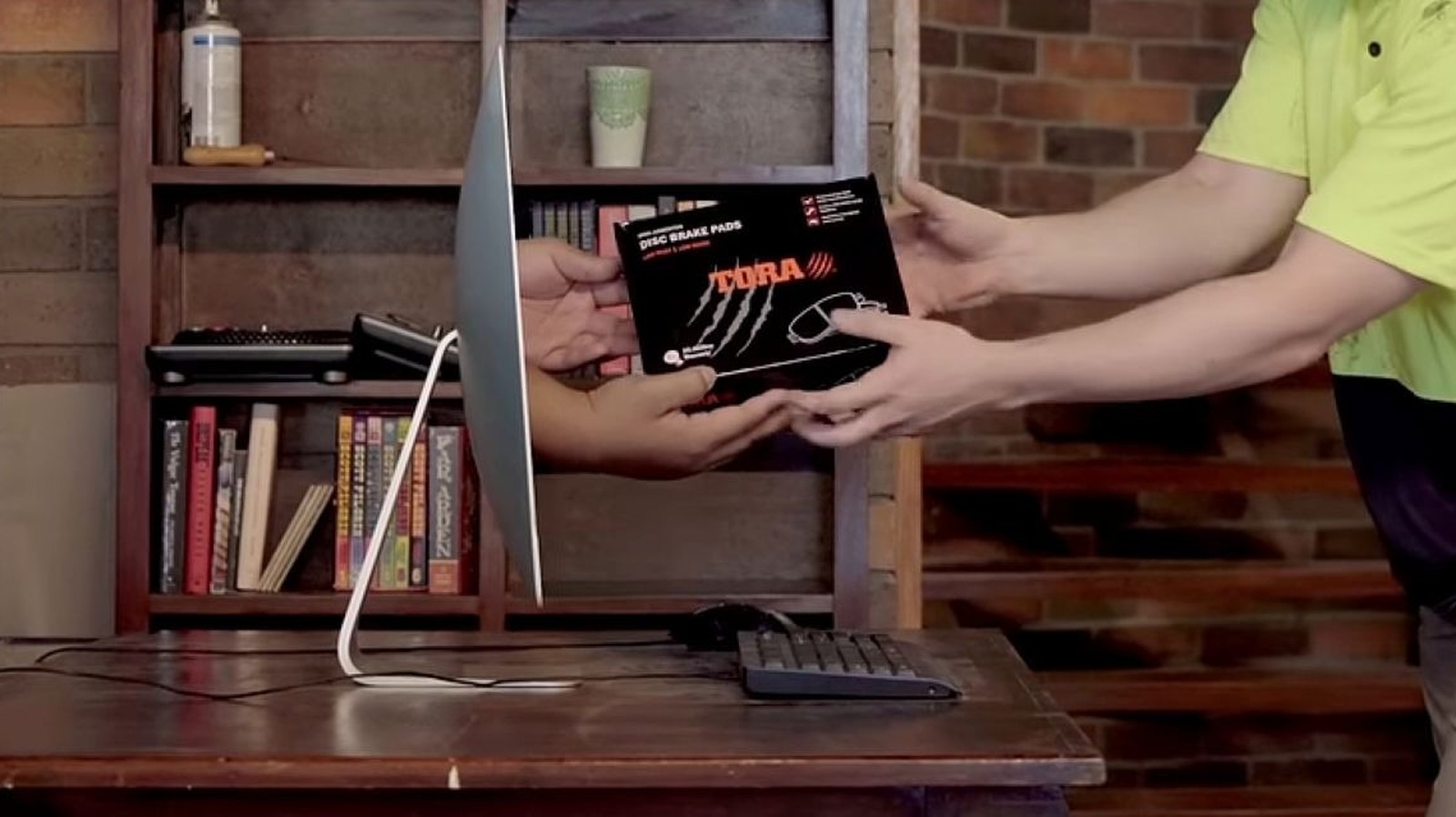 Pros And Cons Of Buying Auto Parts Online – SlashGear