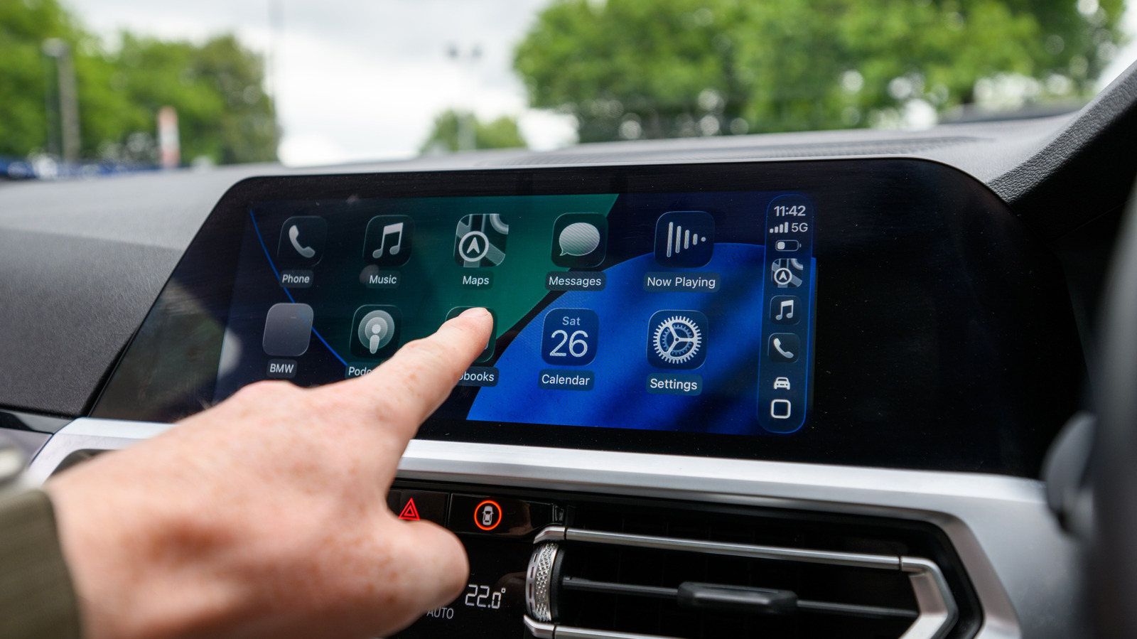 Apple Is Barely Talking About One Of iOS 27’s Biggest CarPlay Changes – SlashGear