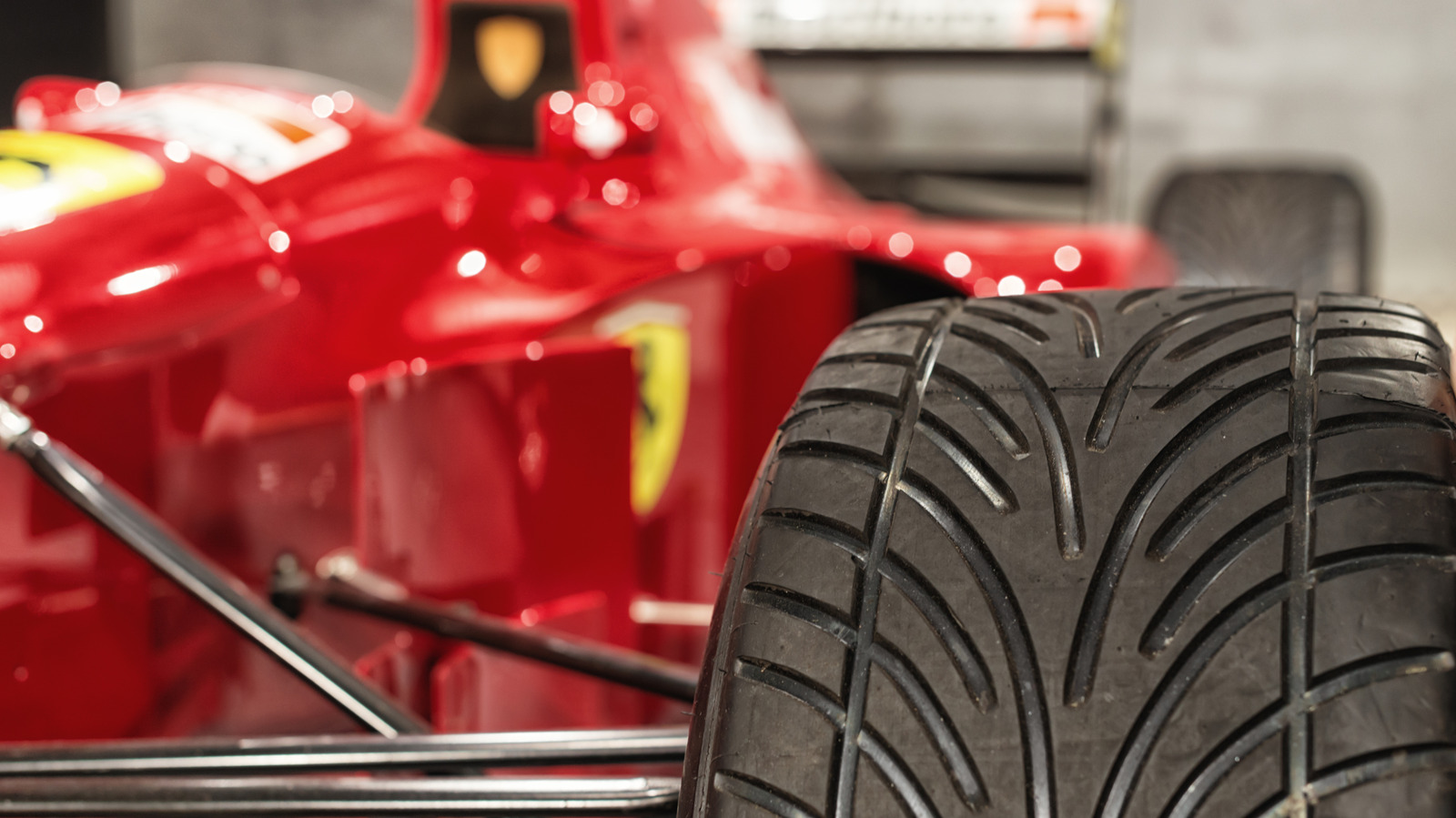 5 F1 Innovations That Shaped The Cars We All Drive Today – SlashGear