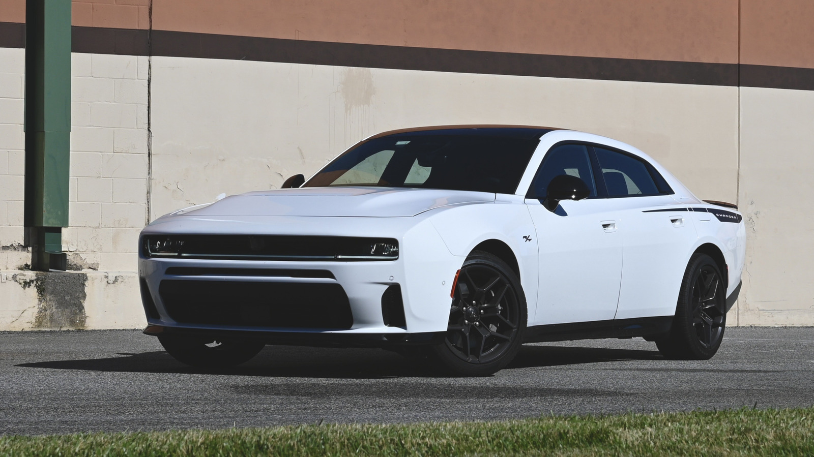 Dodge’s 2026 Charger R/T Sixpack Feels Like Peak Muscle Car Nostalgia, And Not In A Good Way – SlashGear