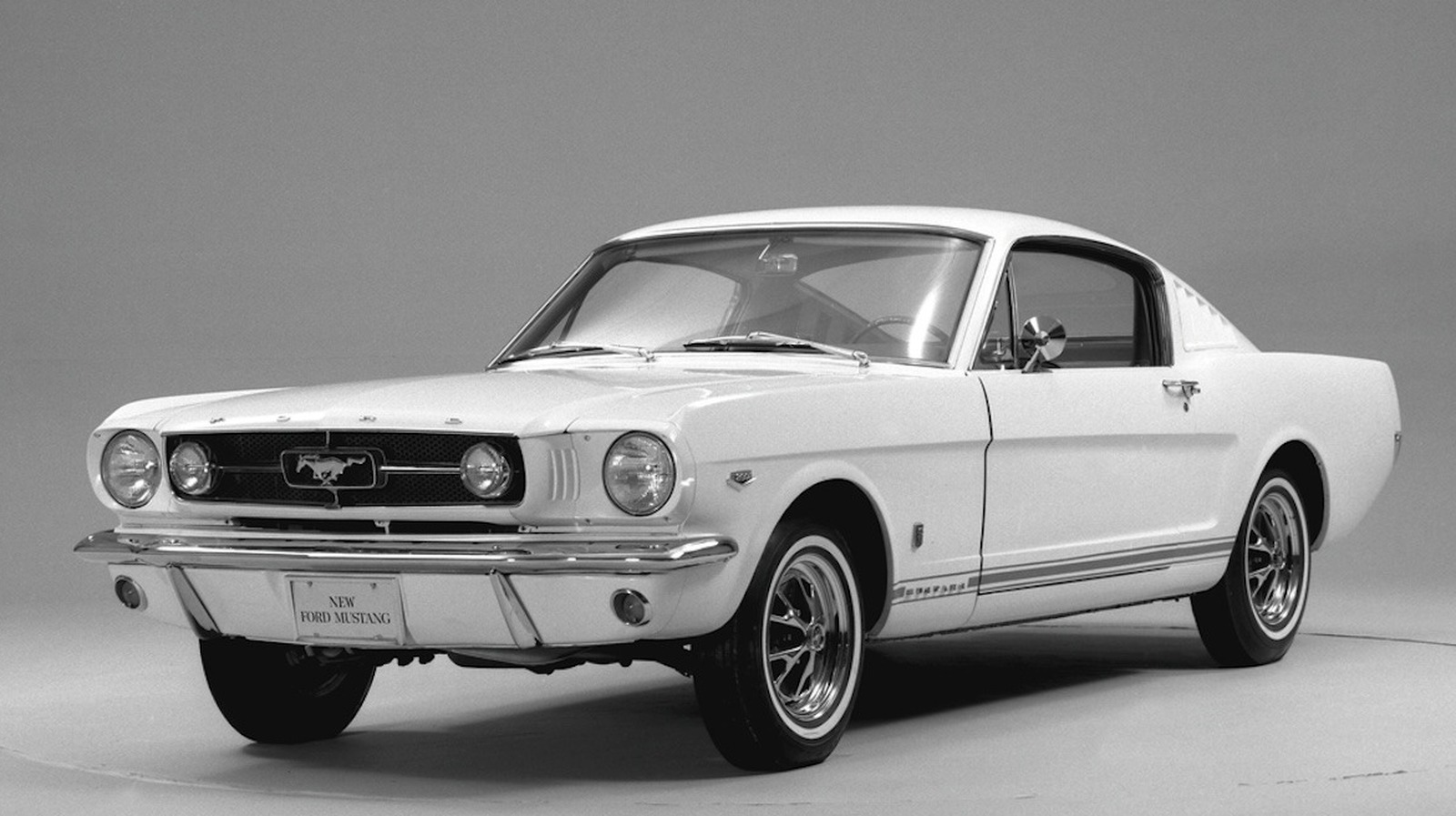 What Was The Top Speed Of The Original 1965 Ford Mustang? – SlashGear