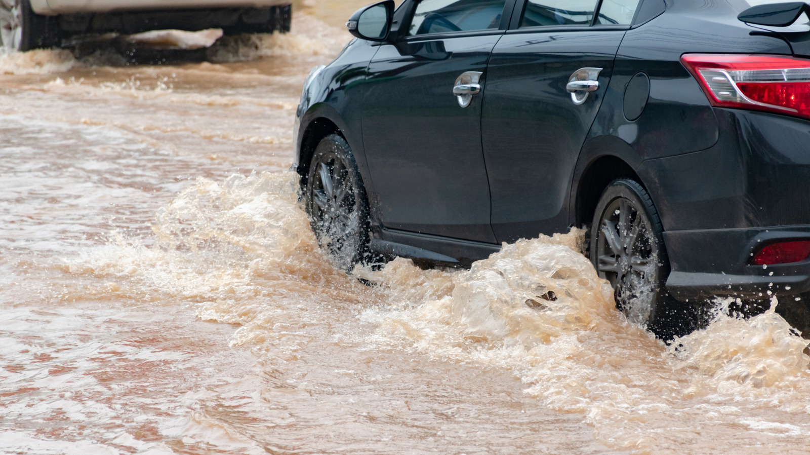 Flood-Damaged Car: When You Can Fix It And When It’s Time To Move On – SlashGear