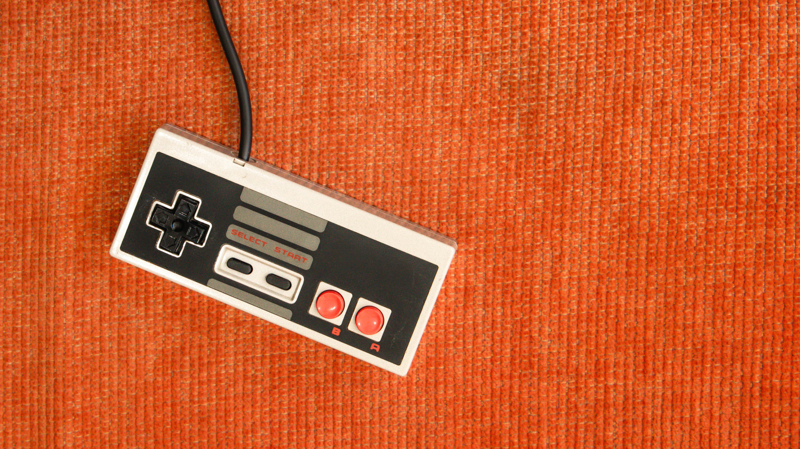 Rare, fully-functional Nintendo Famicombox retro consoles were discovered in a Japanese love hotel – Engadget