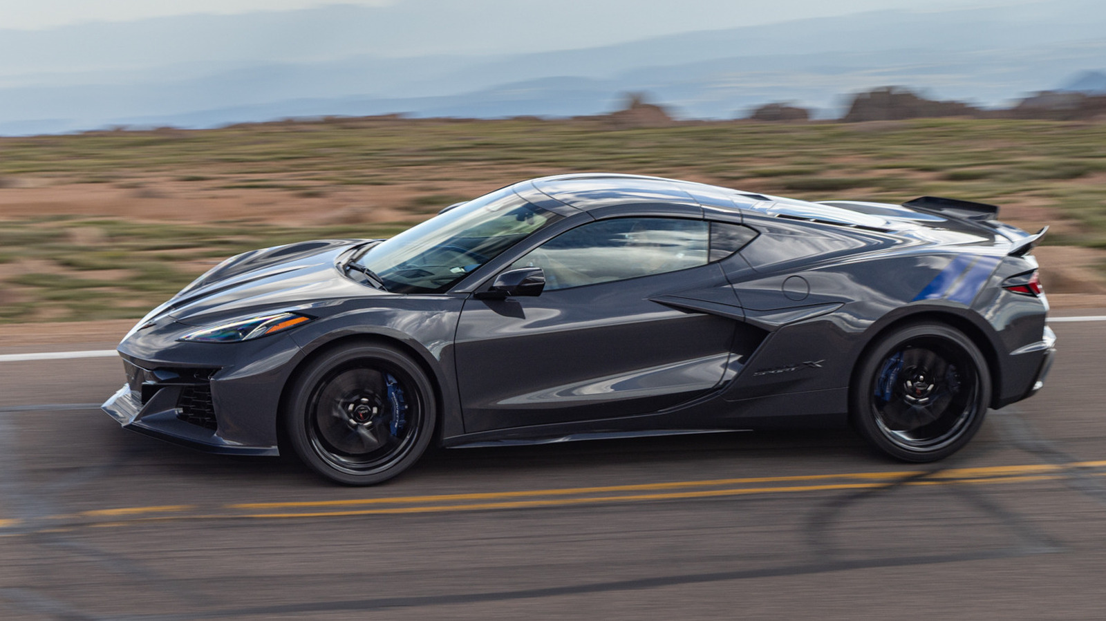 Chevy’s 2027 Corvette Grand Sport X Is A Budget Beast (Just Skip This One Option) – SlashGear