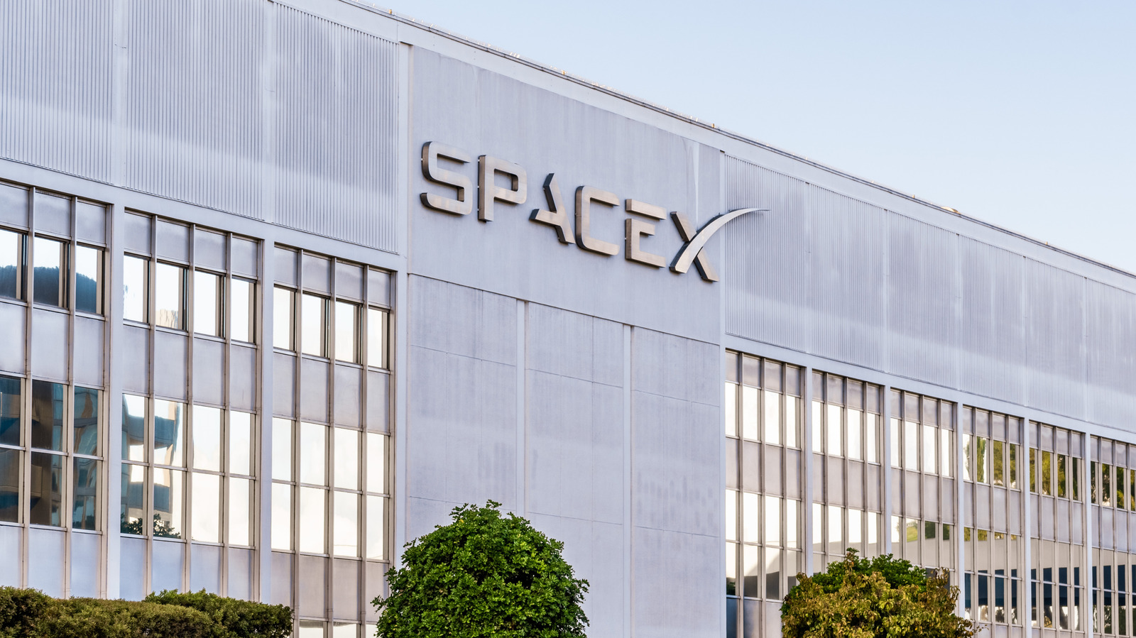 SpaceXAI says it will take a year to fully remove unpermitted gas turbines from its Mississippi data center – Engadget