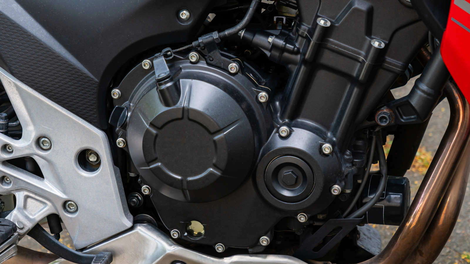 Painting Your Motorcycle’s Engine: 5 Things To Keep In Mind – SlashGear