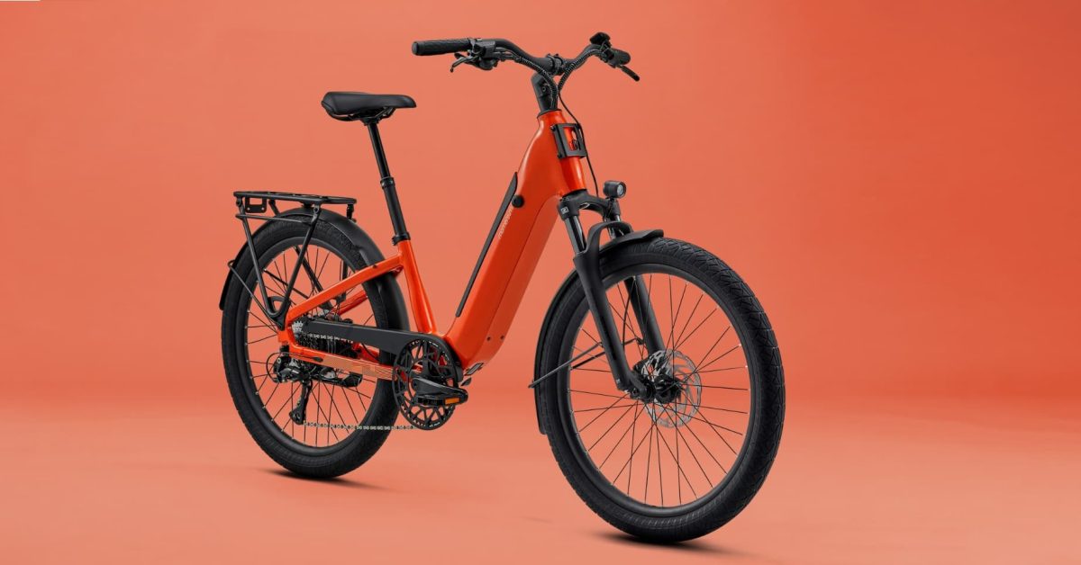 Momentum’s new Vida E+ EX commuter e-bike adds cruise control, throttle, and more
