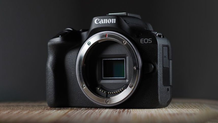 Your first mirrorless camera doesn’t have to be expensive – these trusted Canon body and lens bundles are now cheaper