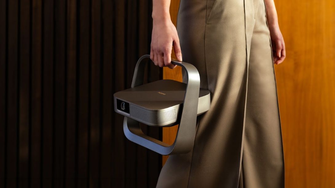 Xgimi launches two “book-sized” projectors to challenge our Award-winning Hisense model