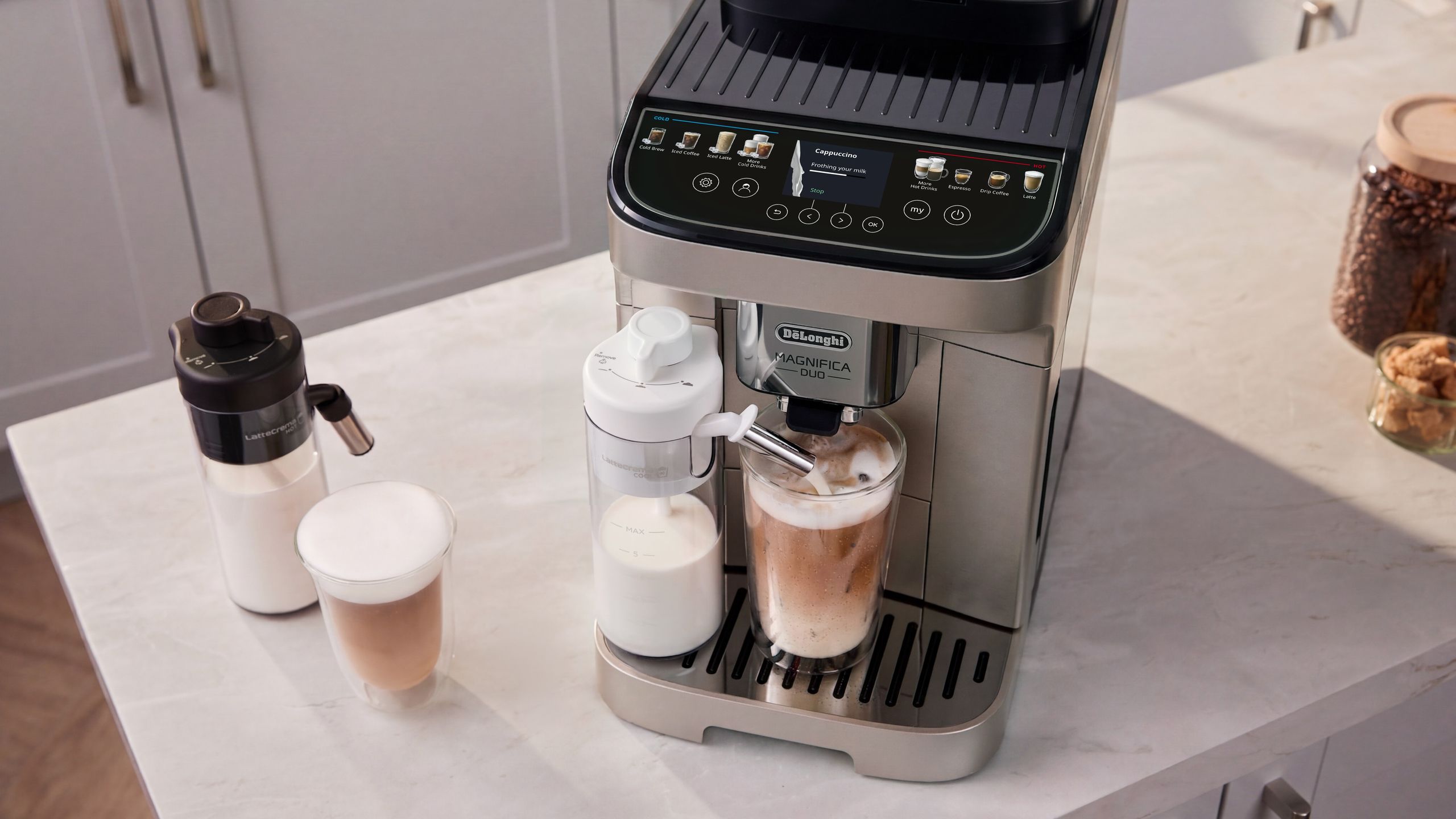 Craving cold-brew? De’Longhi’s latest automatic espresso machine prepared authentic chilled drinks in just three minutes, complete with chilled milk foam