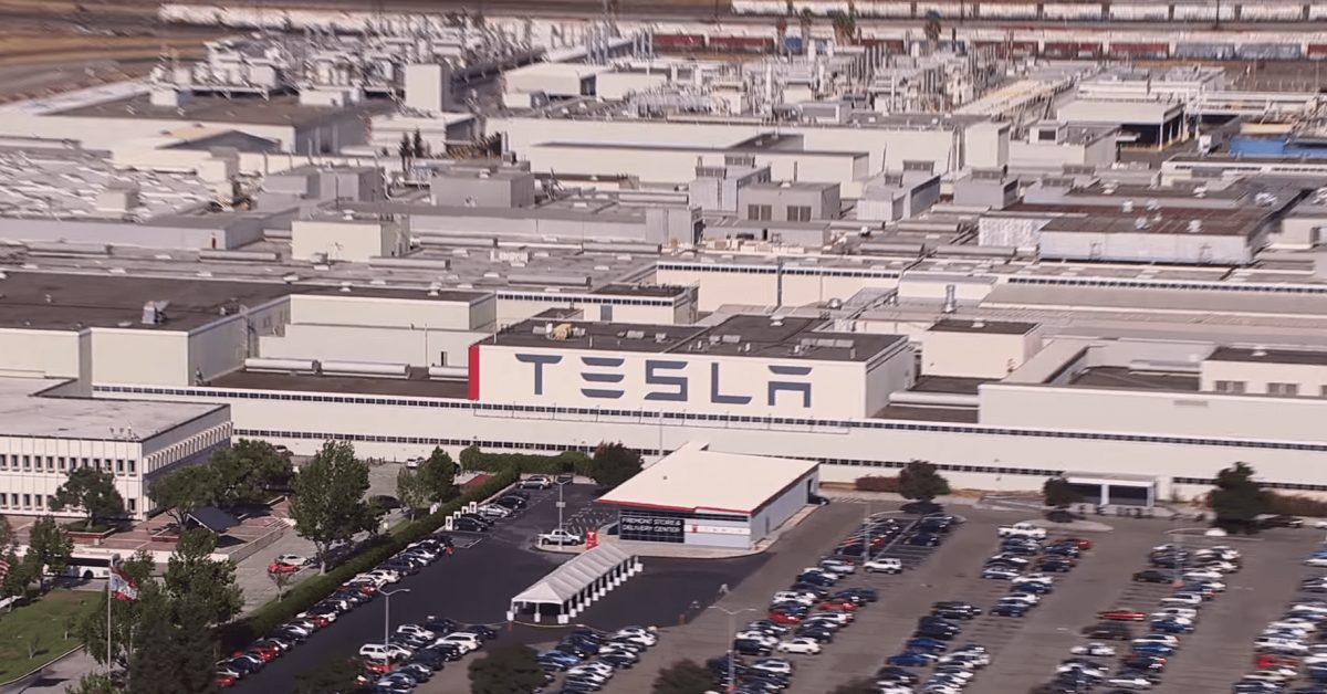 Tesla partly settles racism lawsuit as hundreds of workers press on