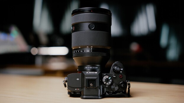 Why One Pro Ditched Primes for the Sony 28-70mm f/2 | Fstoppers