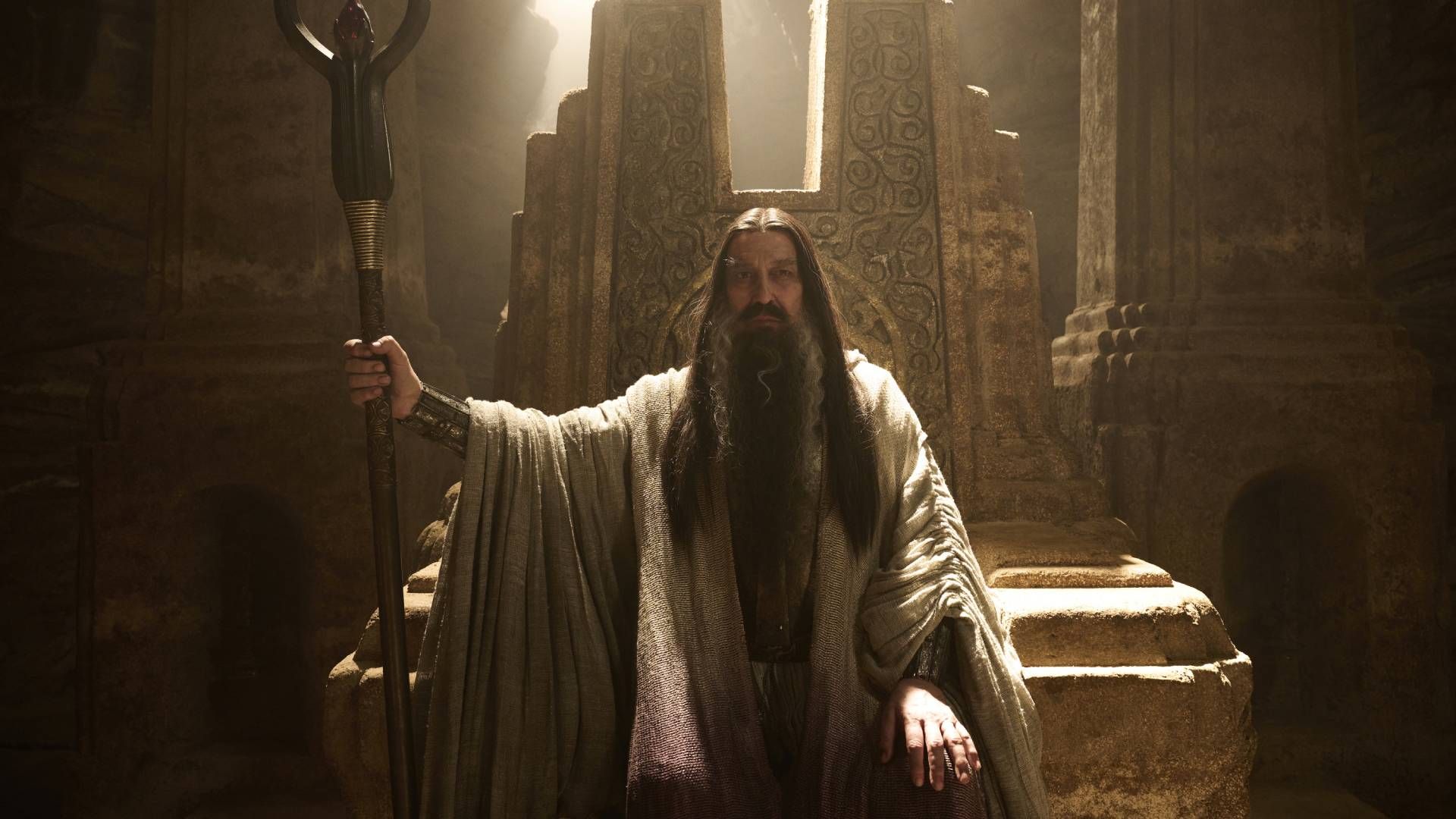 The Rings of Power showrunners tease the identity of the Dark Wizard will be revealed early on in season 3: “The masks are off”