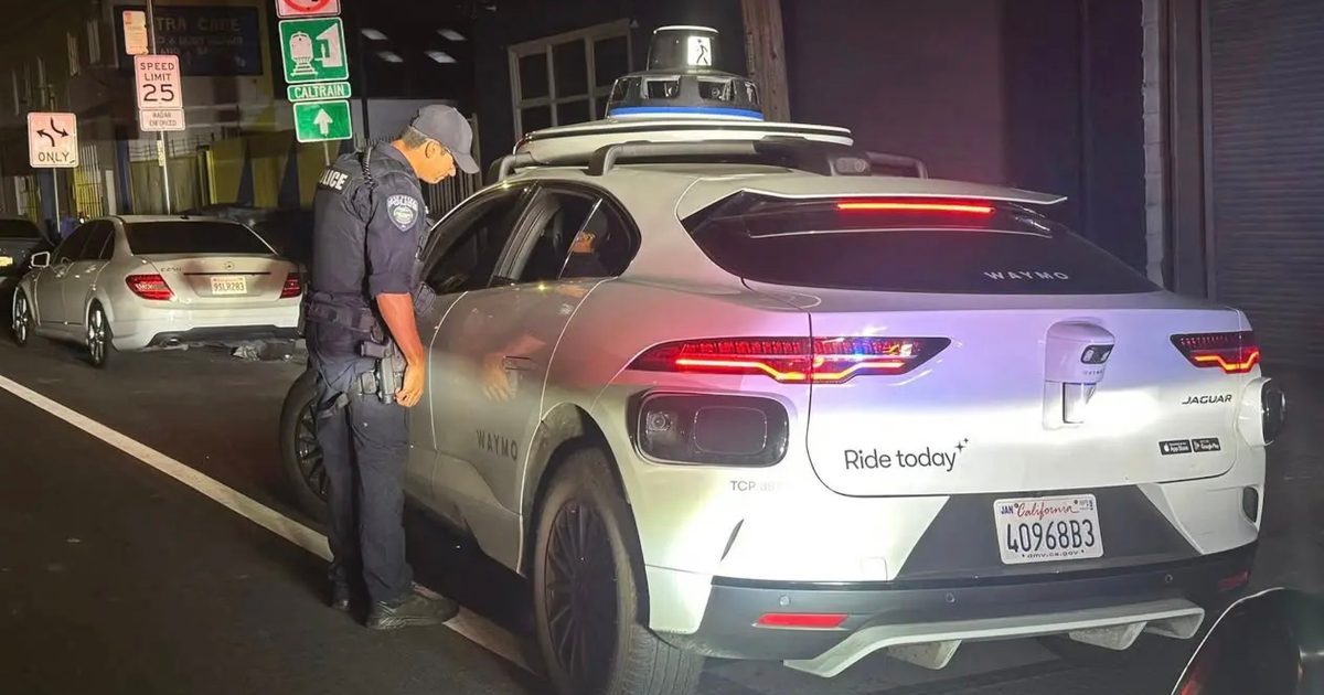 Waymo’s driverless cars keep getting parking tickets in Austin, and humans aren’t the only ones complaining
