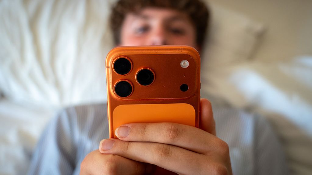 ‘People are looking for immediate connection’: psychologists explain why we reach for our phones first thing in the morning — and why doing so is ‘really not good’ for our brains