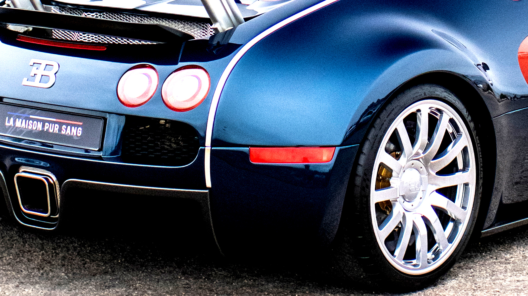 Even Veyron Owners Balk At $42,000 Tires, But Bugatti’s $3,600 Fix Has A Catch | Carscoops