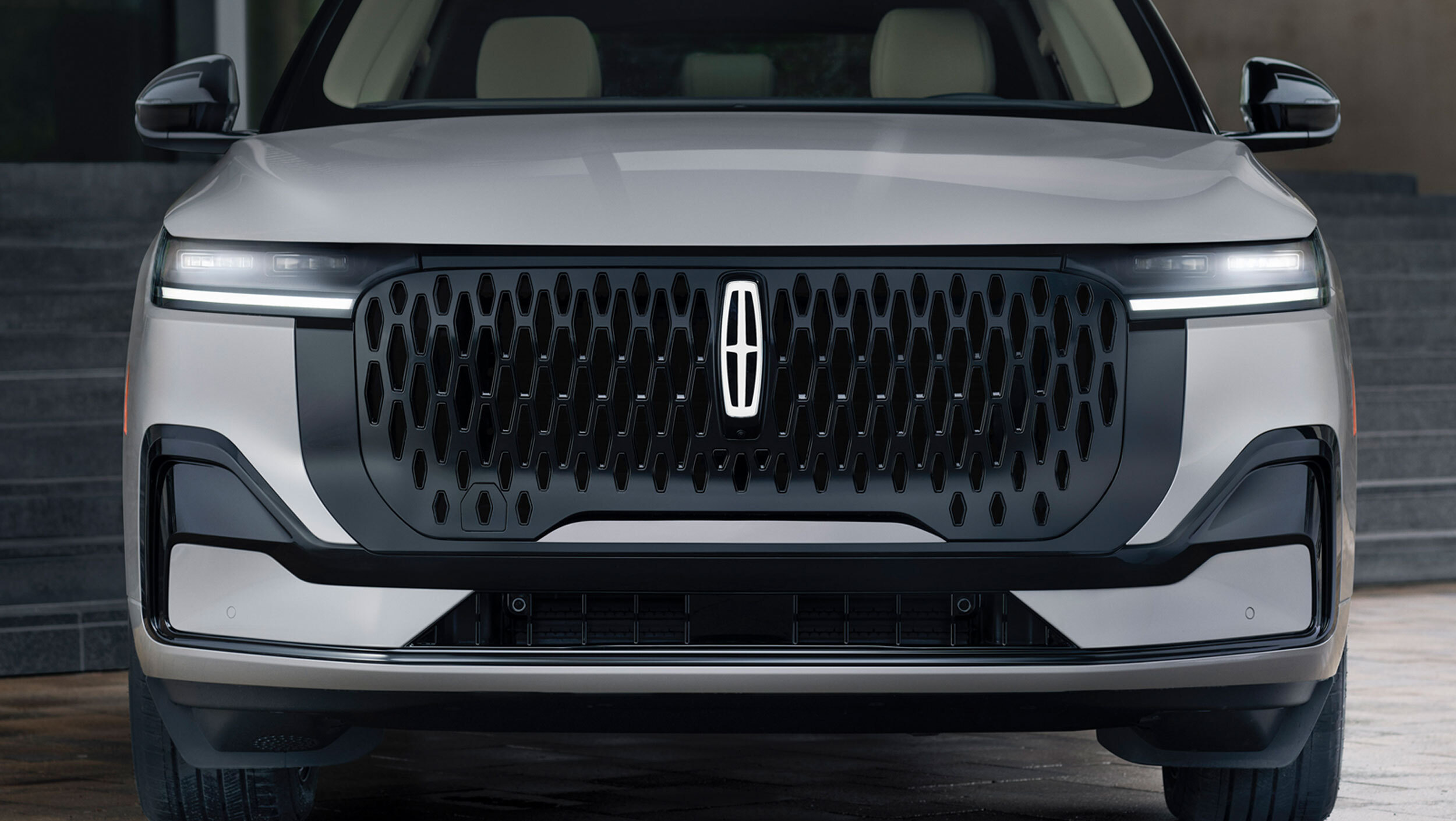 Lincoln Gives The 2027 Nautilus A Facelift And A ‘Black Eye’ | Carscoops