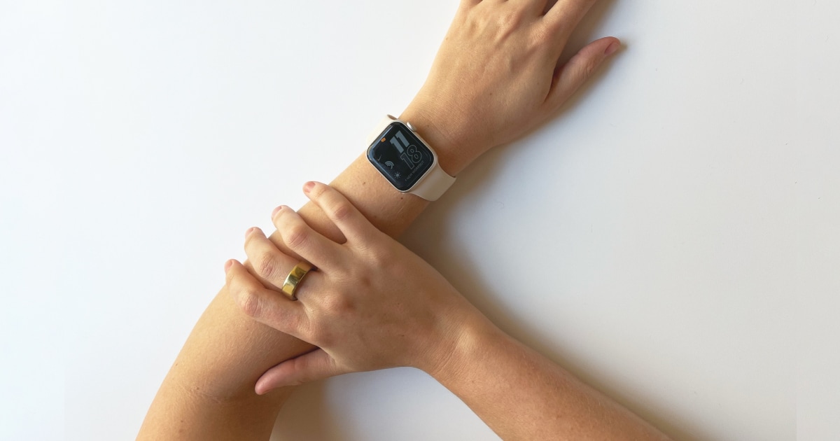 I Wore an Apple Watch and Oura Ring for 3 Months — And I Have a Clear Favorite
