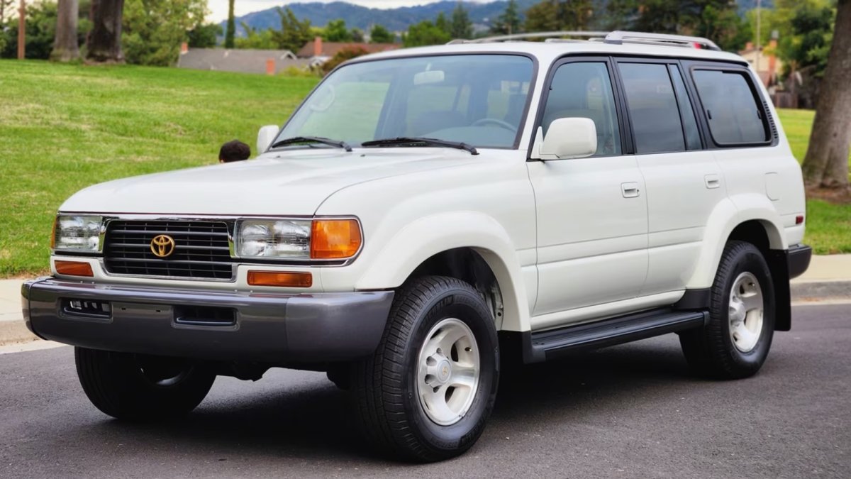 This 80-Series Toyota Land Cruiser Is Going to Sell for Big Bucks at Monterey Car Week