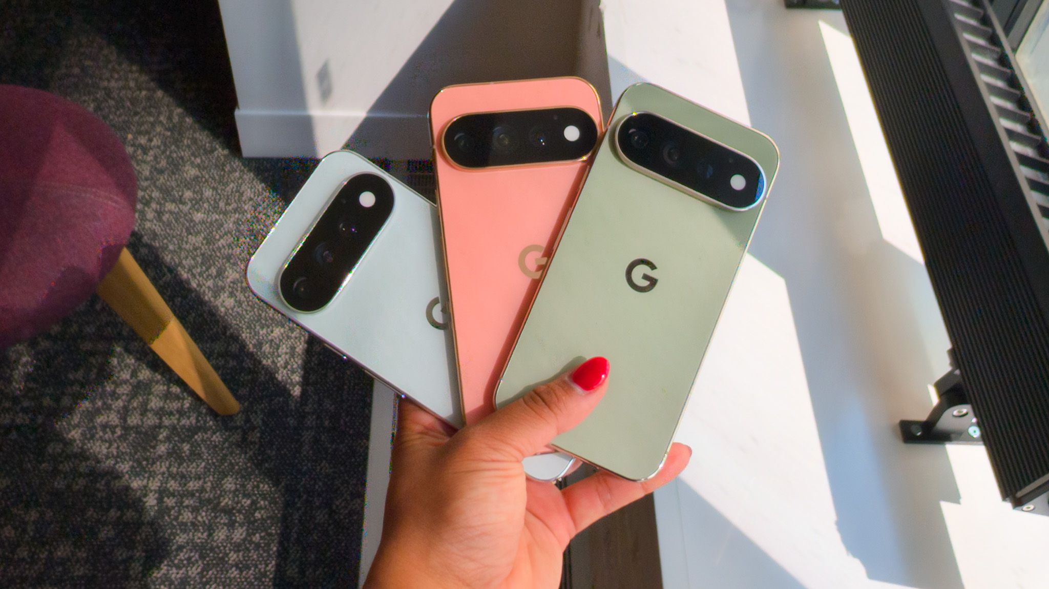 Google Pixel 11 Pro vs. Samsung Galaxy S26: Which small flagship is better?