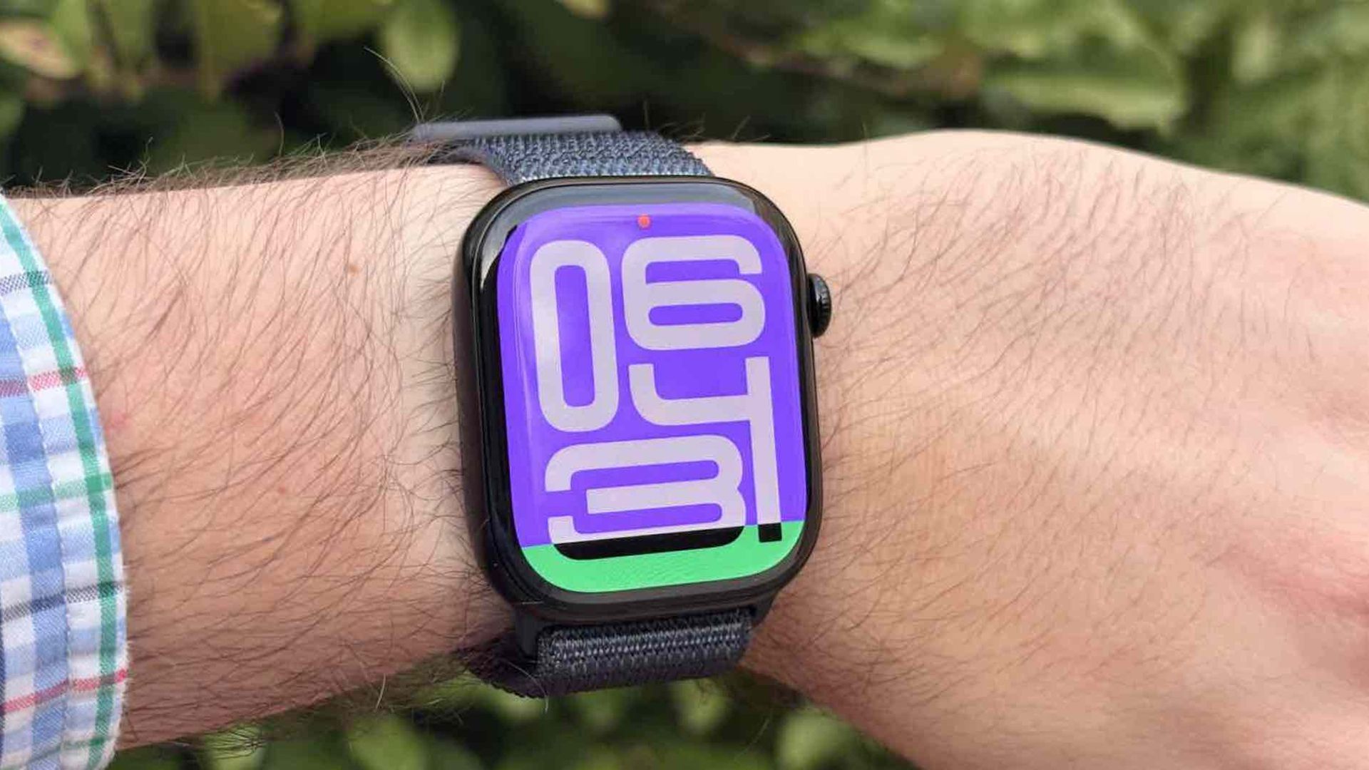 Do you prefer analog style, liquid glass or cartoon characters on your watch? These are the 10 best Apple Watch faces of 2026 so far