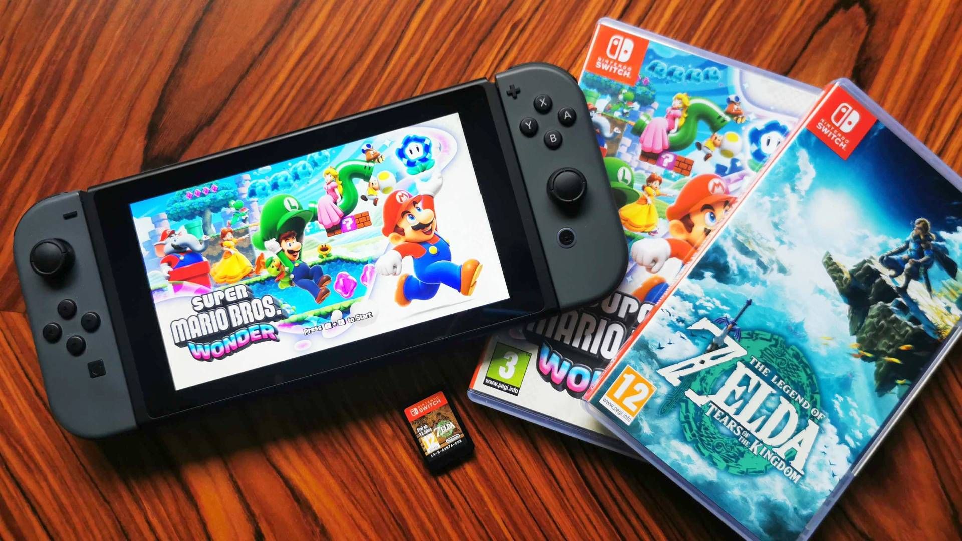 Shigeru Miyamoto dreams of Nintendo consoles becoming a rite of passage for everyone coming of age: “Which Nintendo would make you the happiest?”