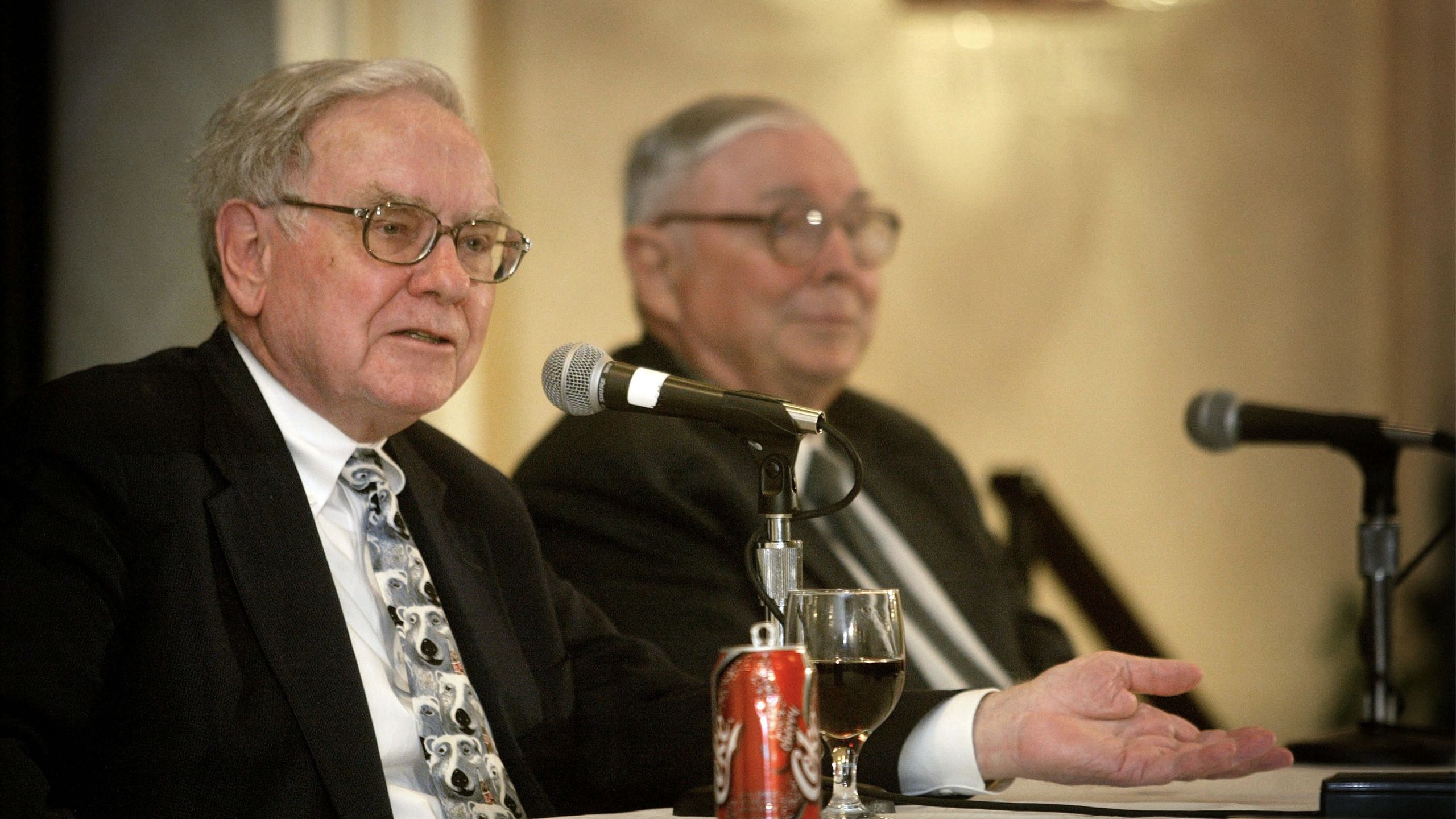 Quote of the day by investor Warren Buffett on AI capex: “That’s real money… That kind of money wasn’t even put in the railroad business” — outlining his bullish long-term thesis on AI