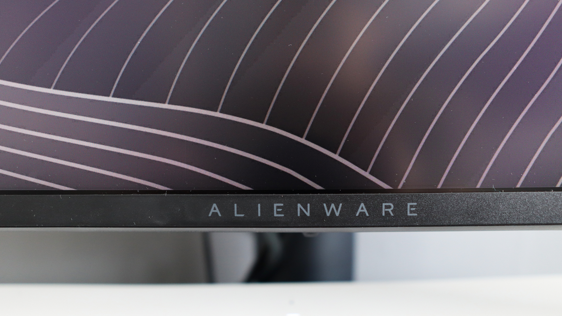Alienware AW3226DM Review