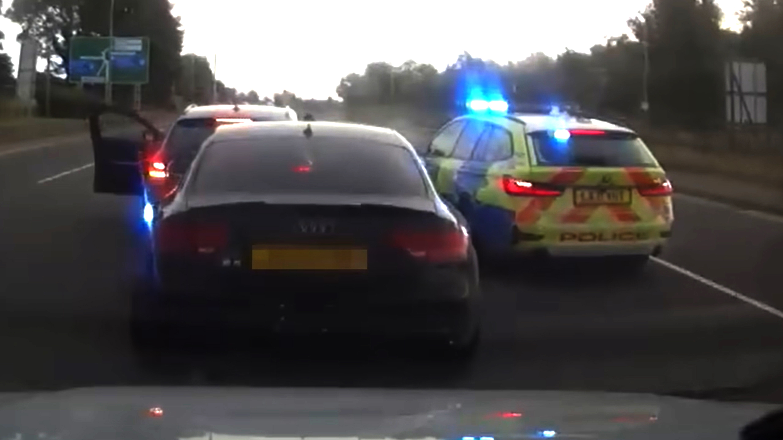 Turns Out A V8 Audi Can’t Outrun A BMW Estate Full Of Cops | Carscoops