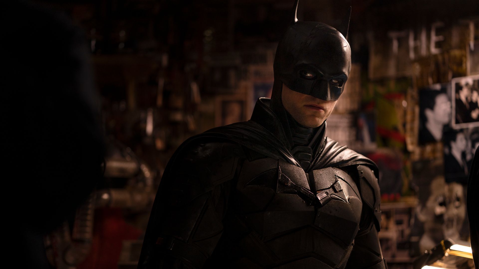 Batman 2 leaks reveal a closer look at the sequel’s Batsuit, but much like the Batmobile, nothing much has changed