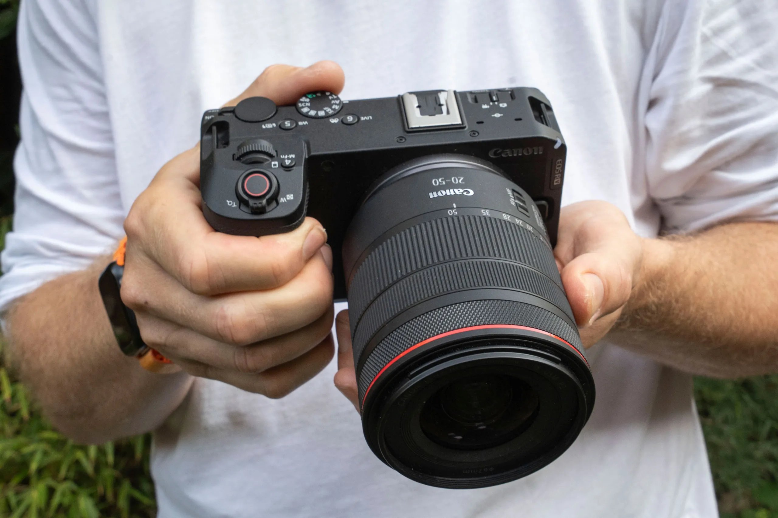 Canon EOS R6 V review – is this the perfect hybrid camera for creators?