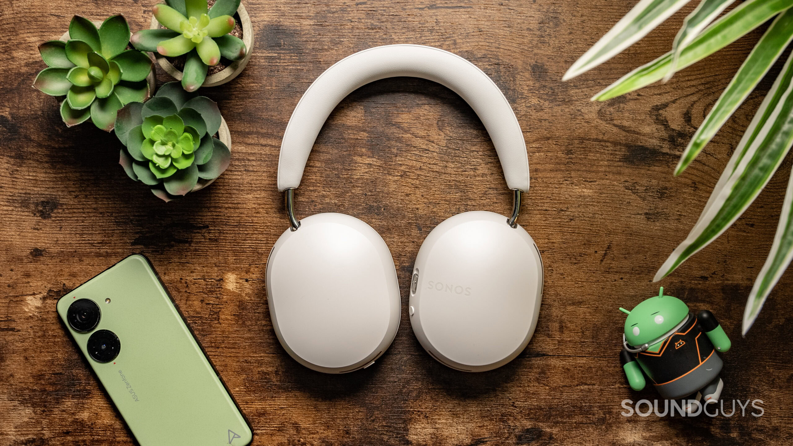 This could be our first look at the premium Sonos Ace Ultra headphones