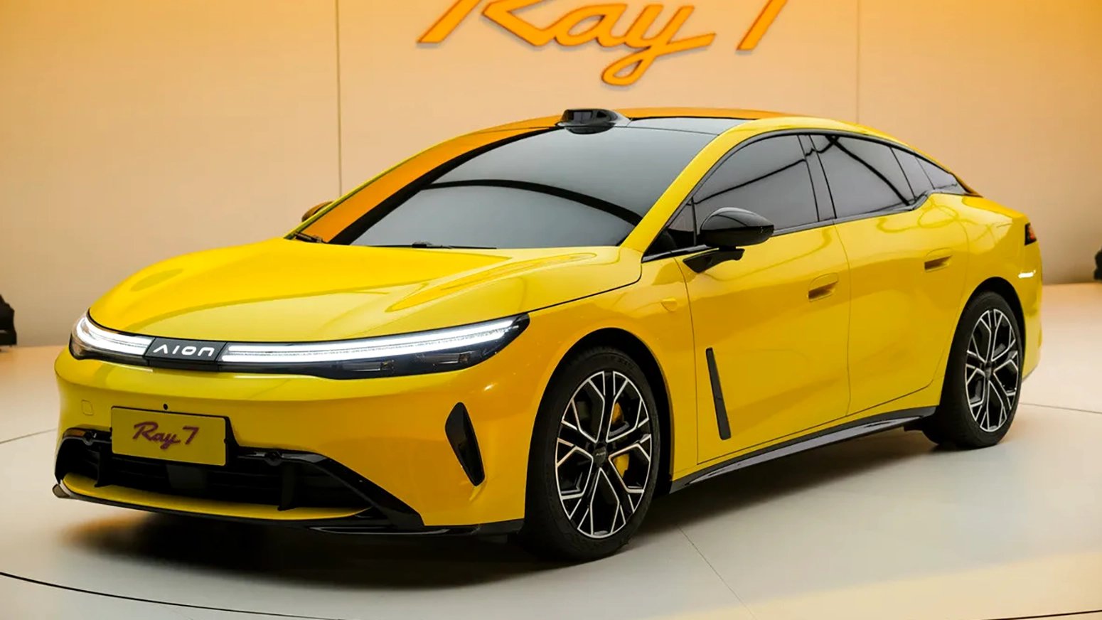 GAC Aion’s New Sedan Borrows Level 4 Robotaxi Tech It Can’t Fully Use | Carscoops