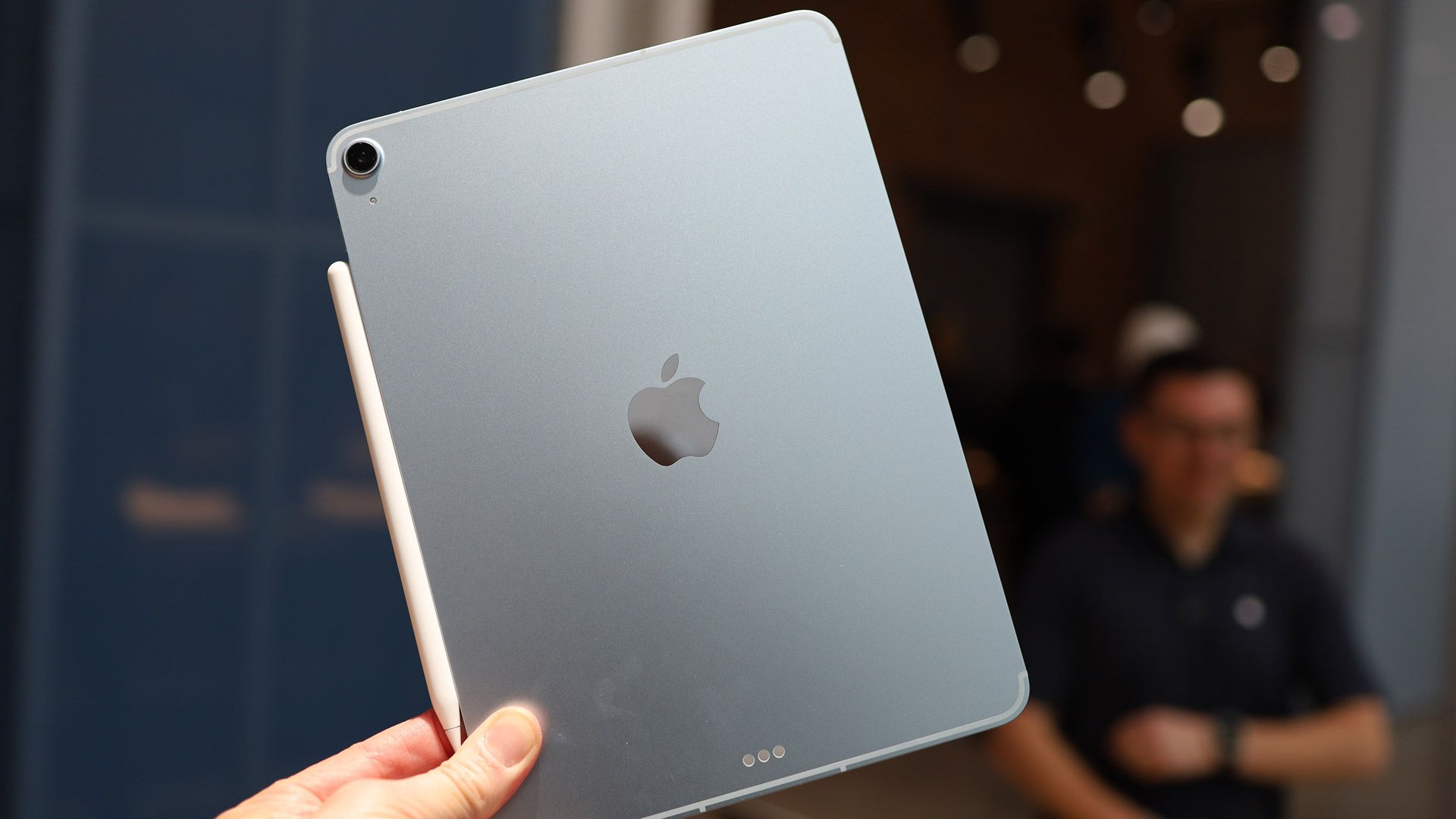 Price hikes be damned — I’ve spotted a $100 discount on Apple’s iPad Air M4 at Amazon